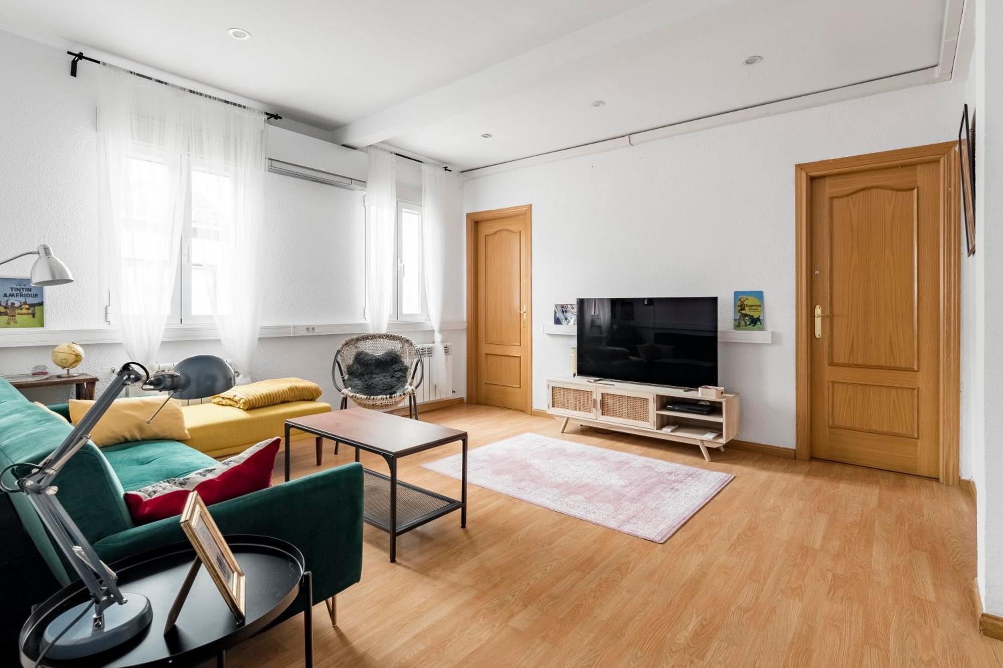 Precioso Piso En El Rastro By Bebalmy Apartment Madrid Bagian luar foto